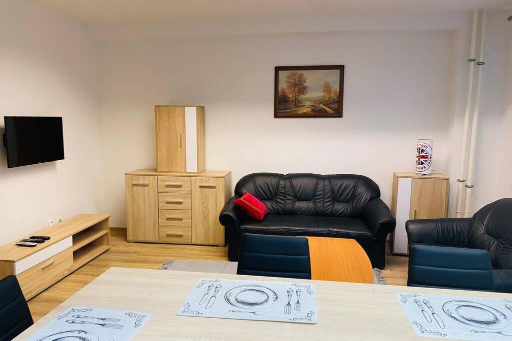 Apartman Solax, Ucnovska 8, Kosice Saca Экстерьер фото